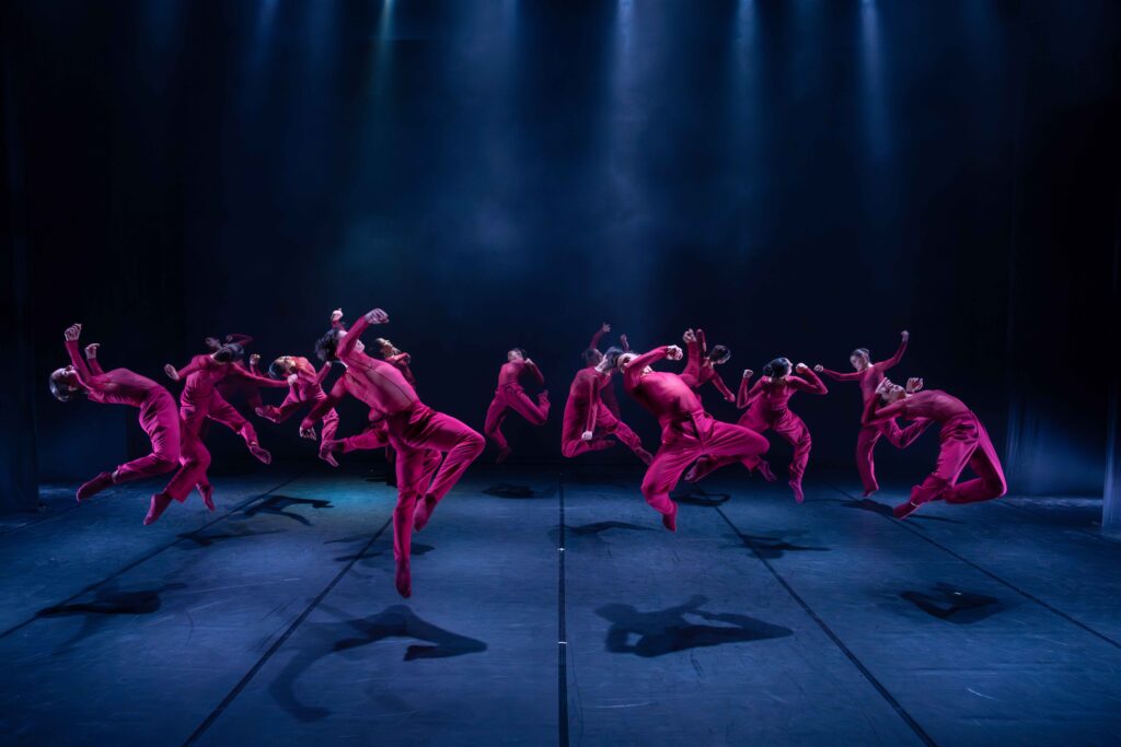 ESCUELA DE DANZA